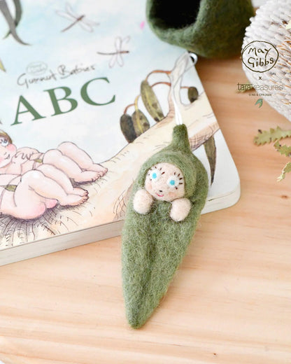 May Gibbs x Tara Treasures - Gumnut Baby Snugglepot Cuddlepie Ornament